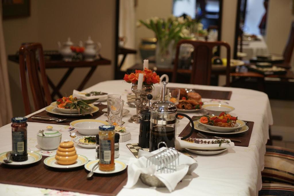 A Hundred Thousand Welcomes B&B Sandton Ngoại thất bức ảnh
