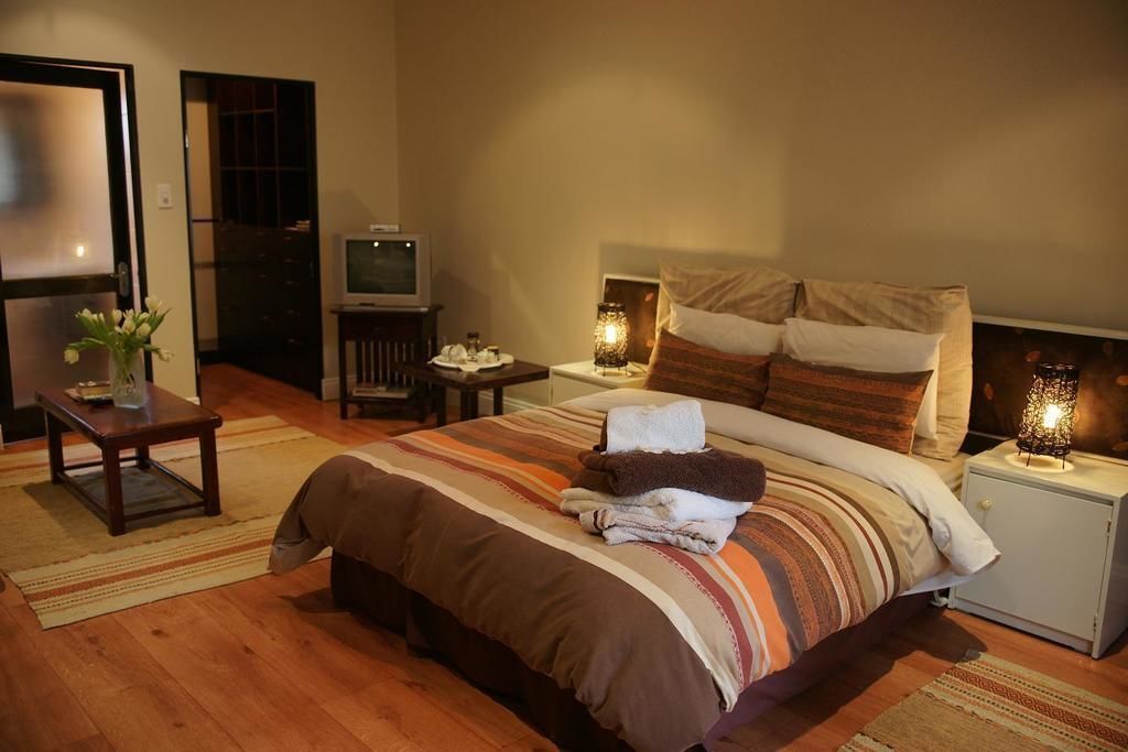 A Hundred Thousand Welcomes B&B Sandton Ngoại thất bức ảnh